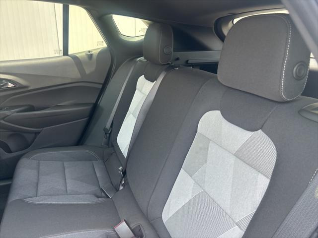 used 2025 Chevrolet Trax car, priced at $23,659