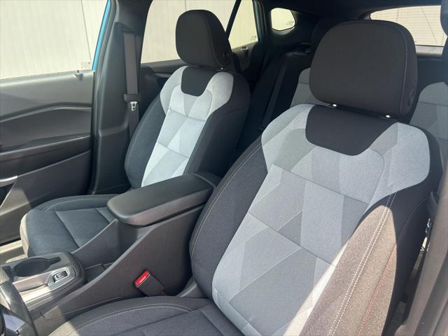 used 2025 Chevrolet Trax car, priced at $23,659