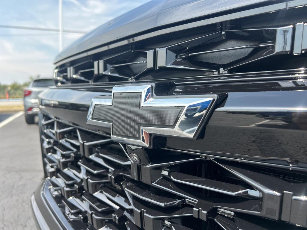 new 2026 Chevrolet Traverse car, priced at $59,470