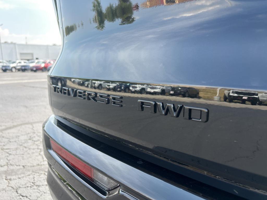 new 2026 Chevrolet Traverse car, priced at $59,470