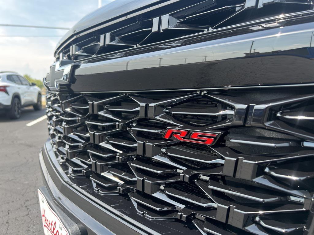 new 2026 Chevrolet Traverse car, priced at $59,470