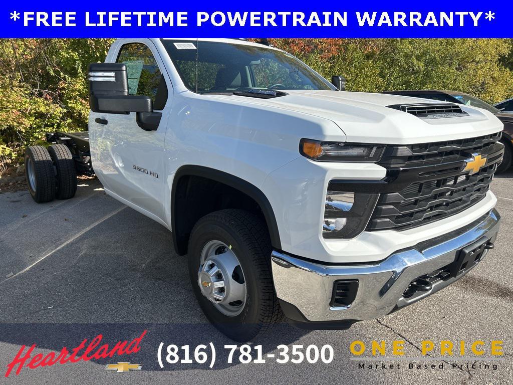 new 2026 Chevrolet Silverado 3500 car, priced at $61,110