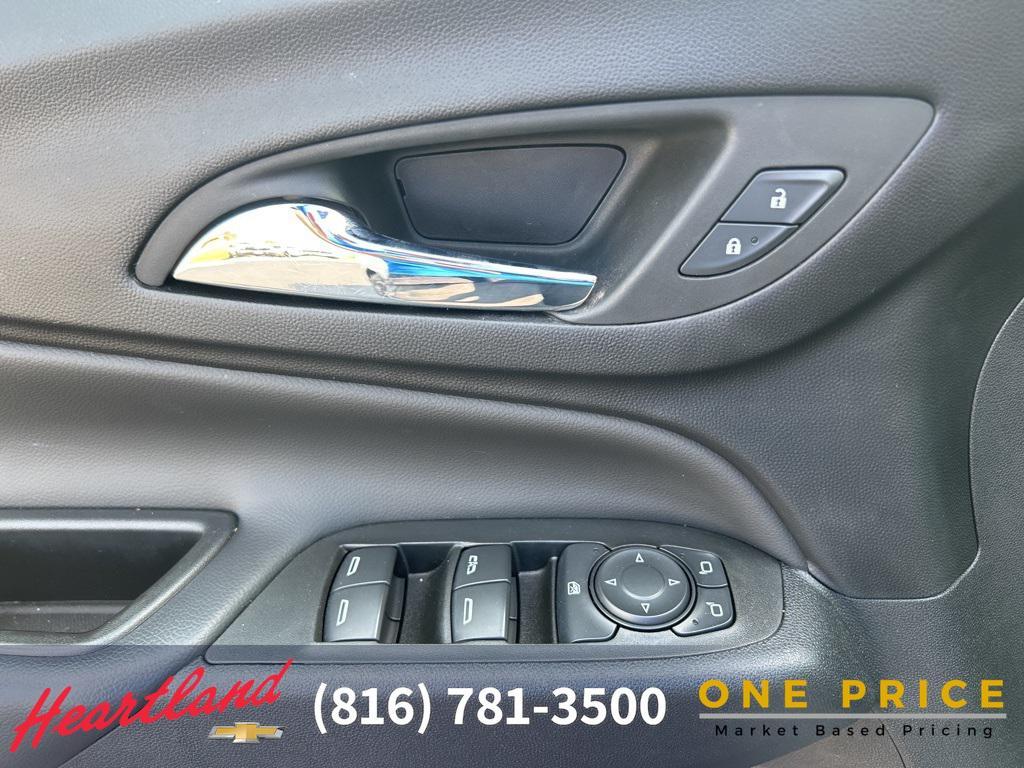 used 2022 Chevrolet Equinox car, priced at $20,588