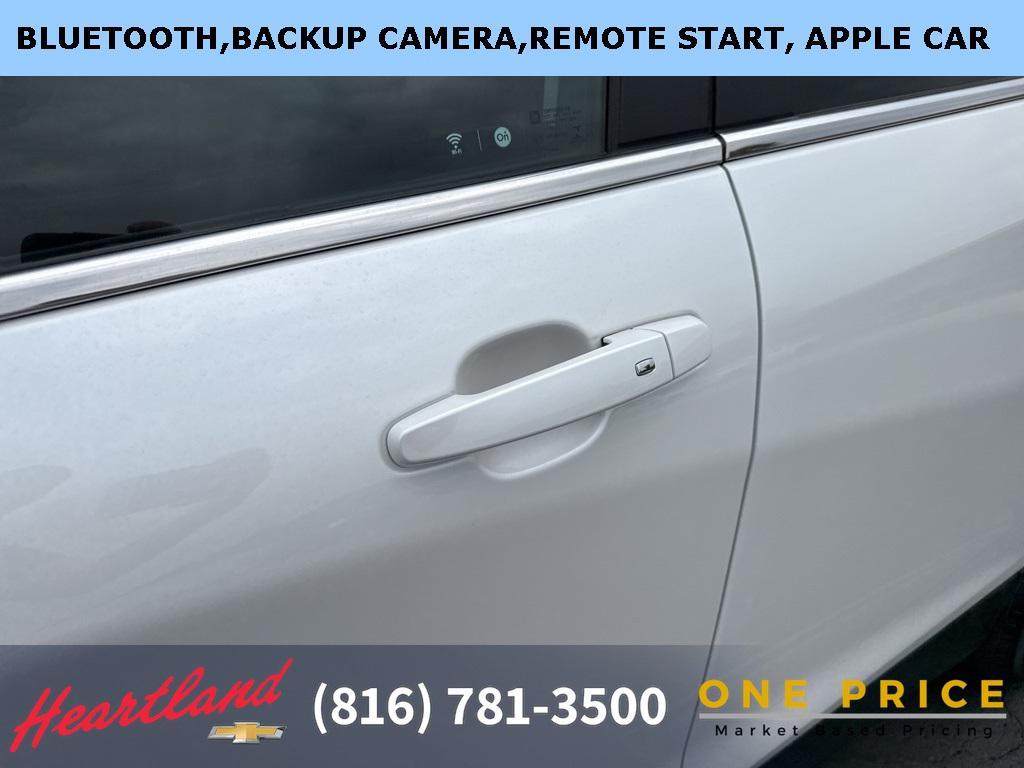 used 2022 Chevrolet Equinox car, priced at $21,250