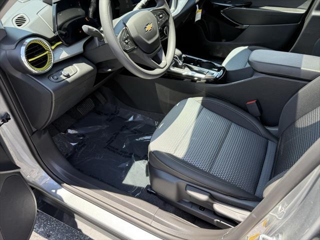 new 2025 Chevrolet Trax car, priced at $25,265