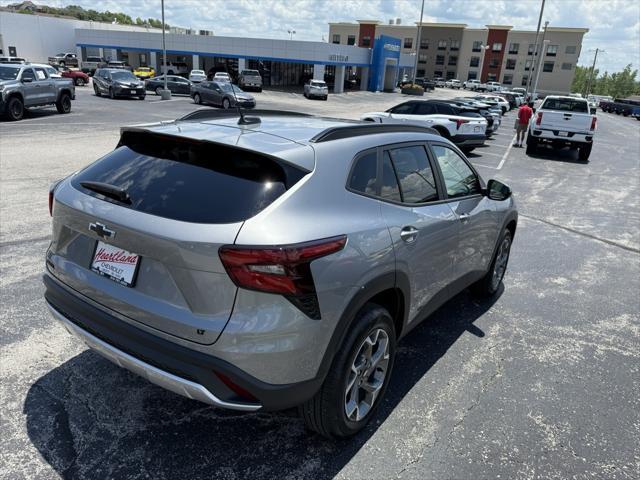 new 2025 Chevrolet Trax car, priced at $25,265
