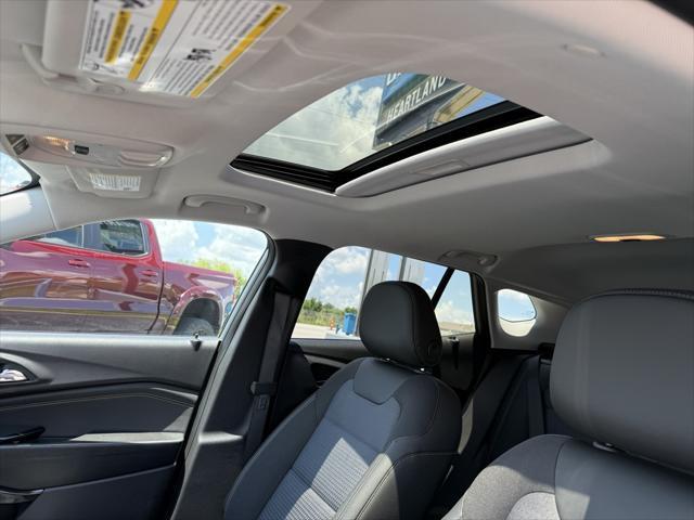 new 2025 Chevrolet Trax car, priced at $25,265