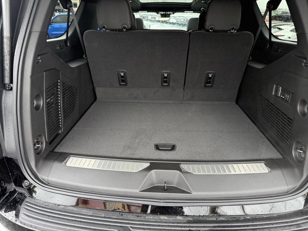 new 2026 Chevrolet Suburban car, priced at $96,480