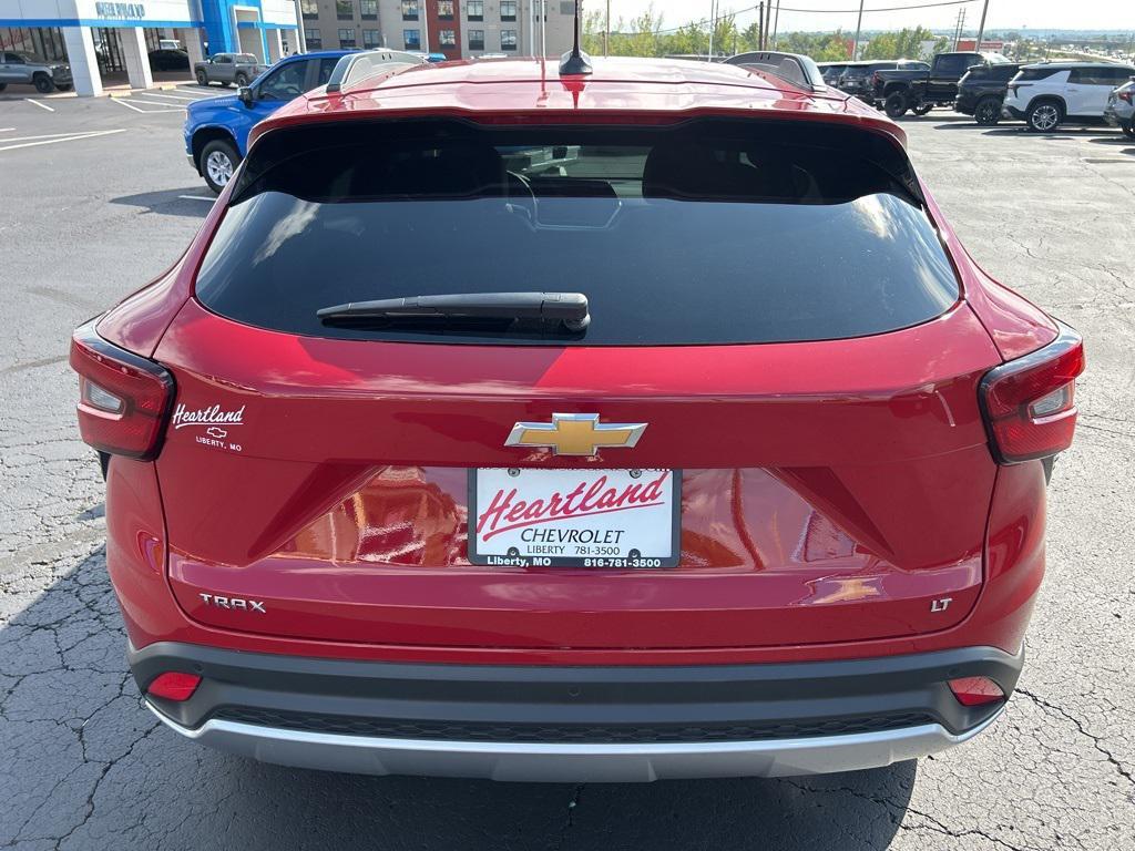 new 2026 Chevrolet Trax car, priced at $25,885