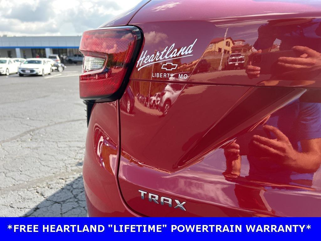 new 2026 Chevrolet Trax car, priced at $25,135