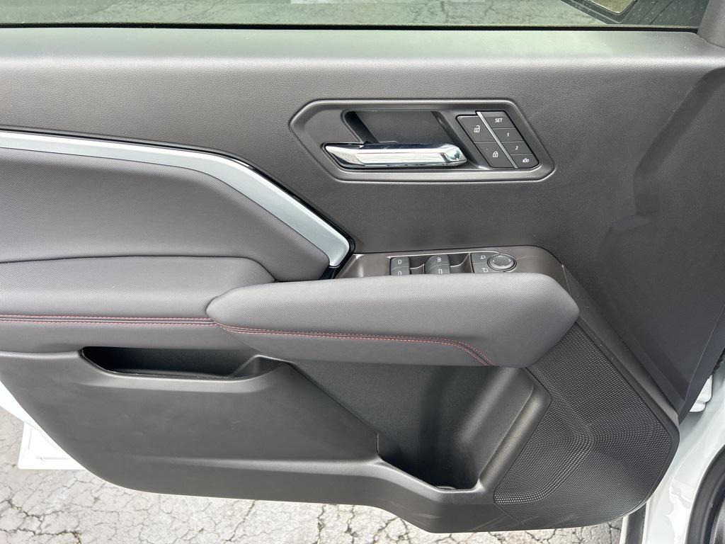 new 2026 Chevrolet Colorado car, priced at $45,215