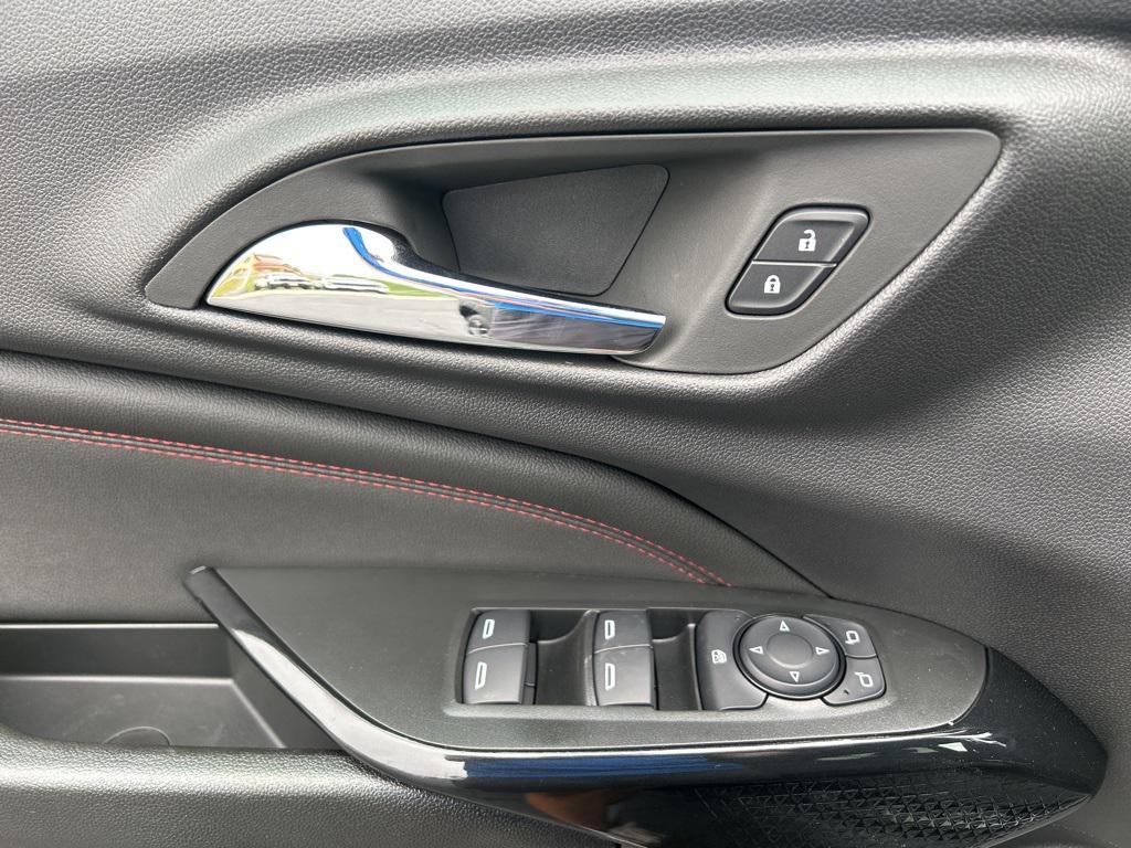 new 2025 Chevrolet Trax car, priced at $26,955