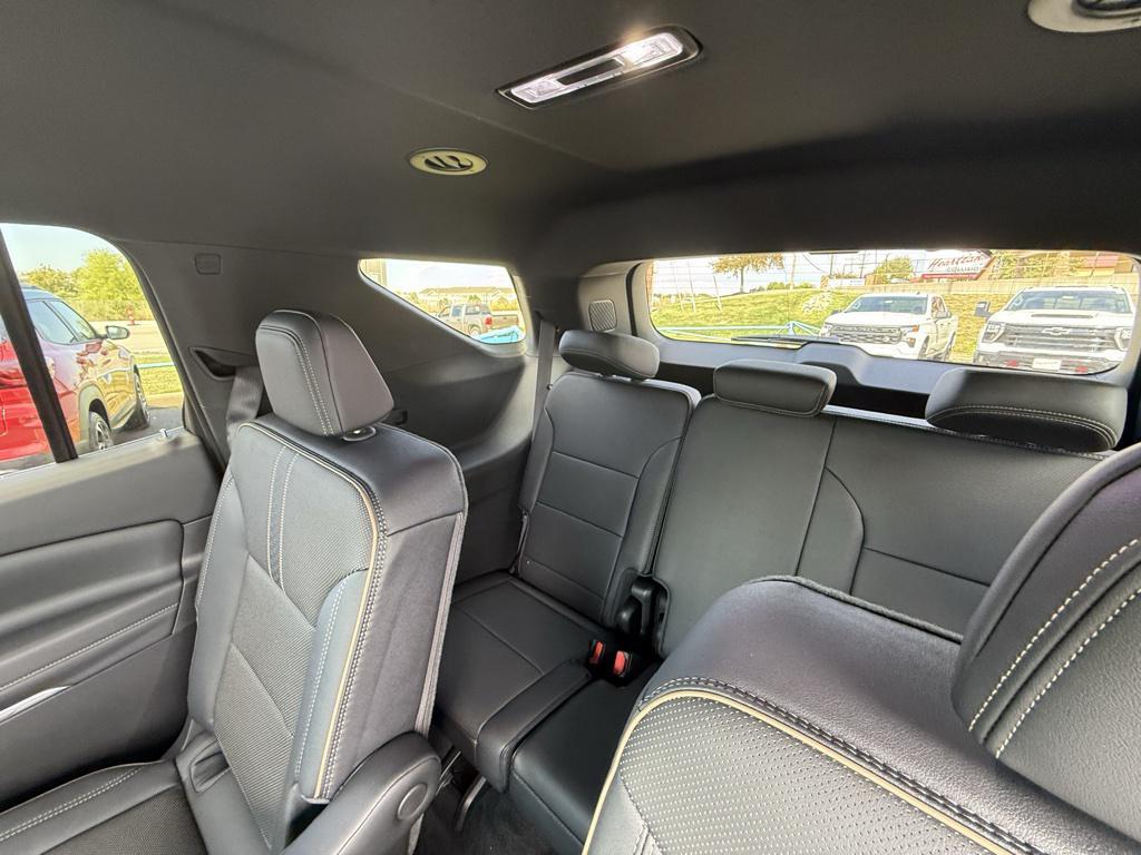 new 2026 Chevrolet Traverse car, priced at $59,290