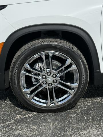 new 2025 Chevrolet Traverse car, priced at $53,670
