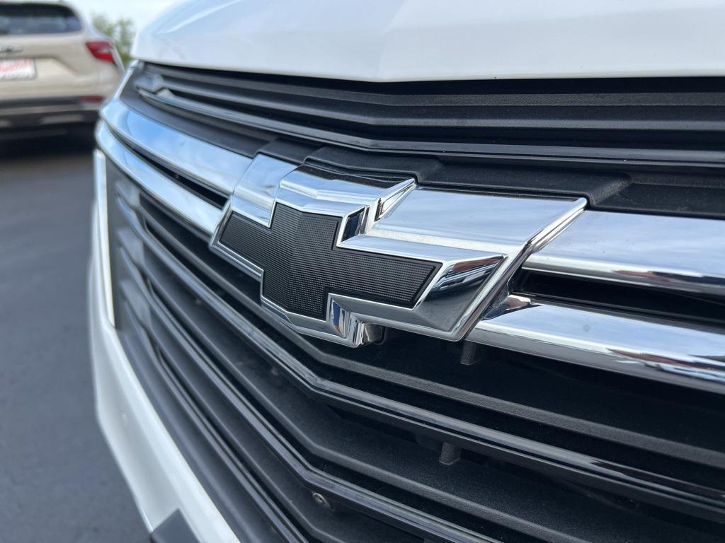 used 2022 Chevrolet Equinox car, priced at $21,488