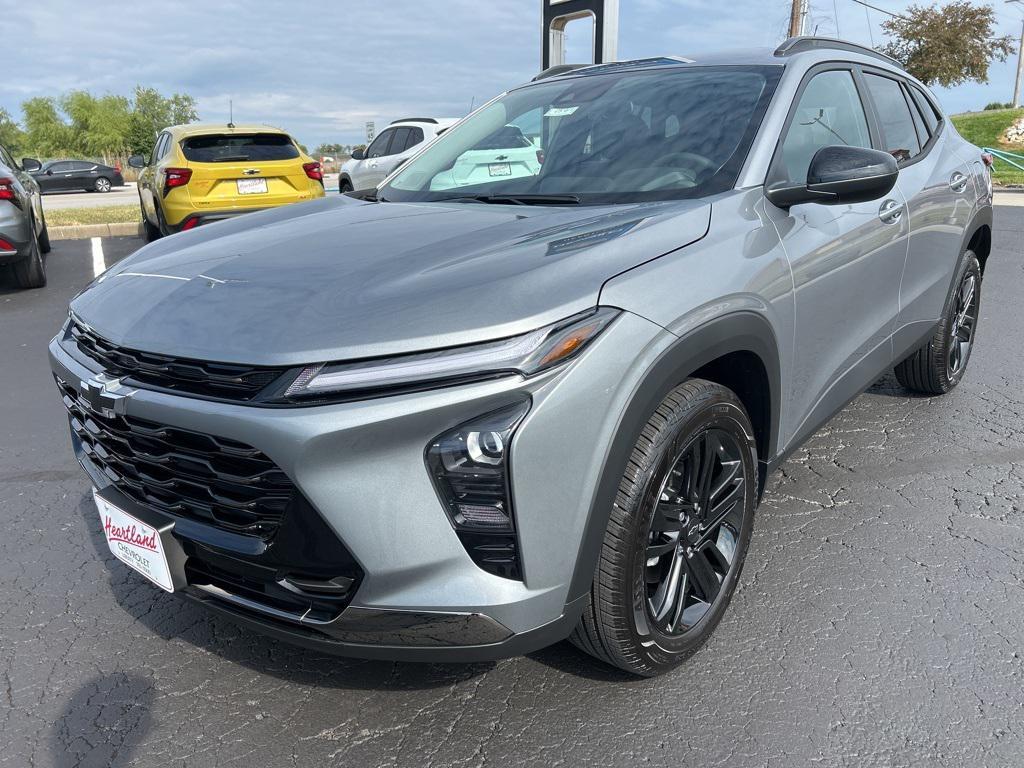 new 2025 Chevrolet Trax car, priced at $27,205