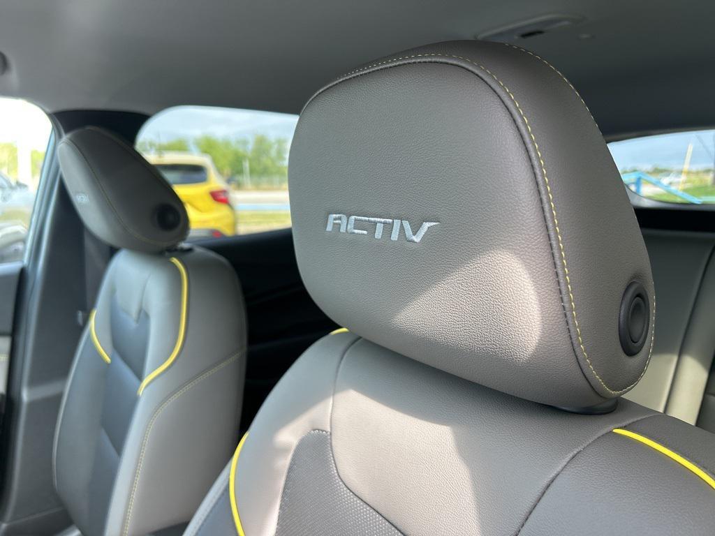 new 2025 Chevrolet Trax car, priced at $27,205