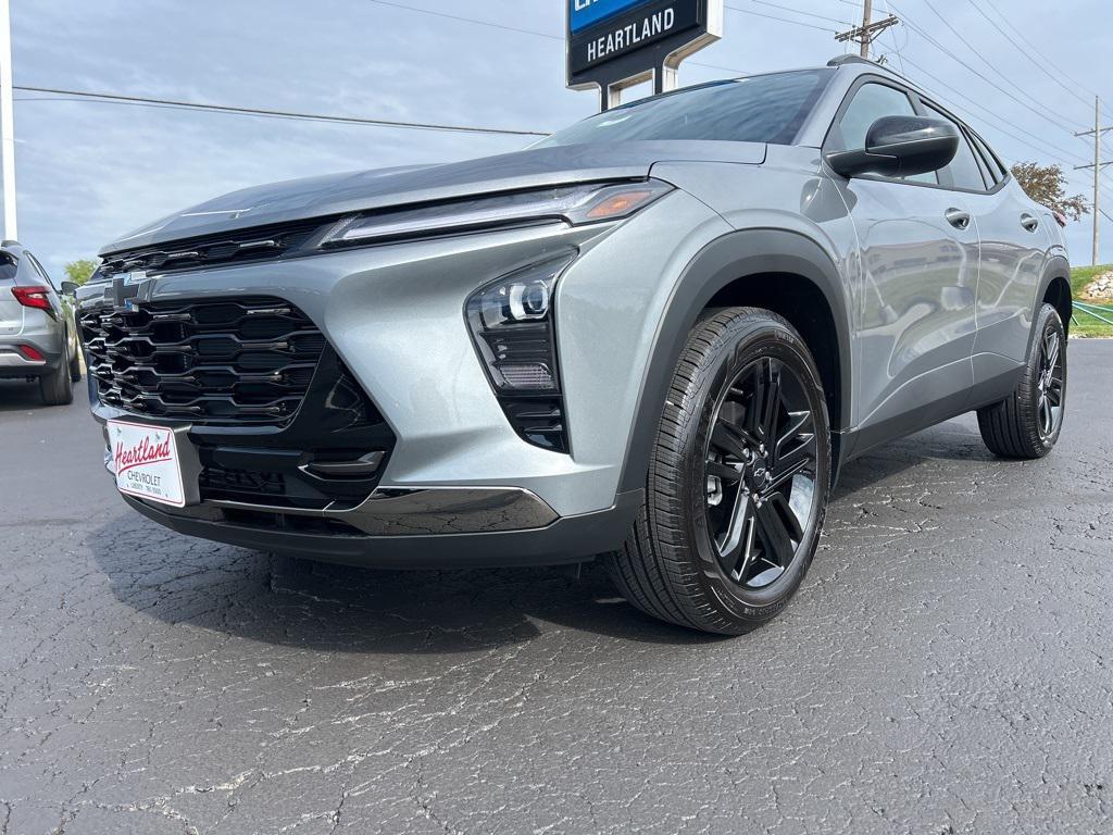 new 2025 Chevrolet Trax car, priced at $27,205