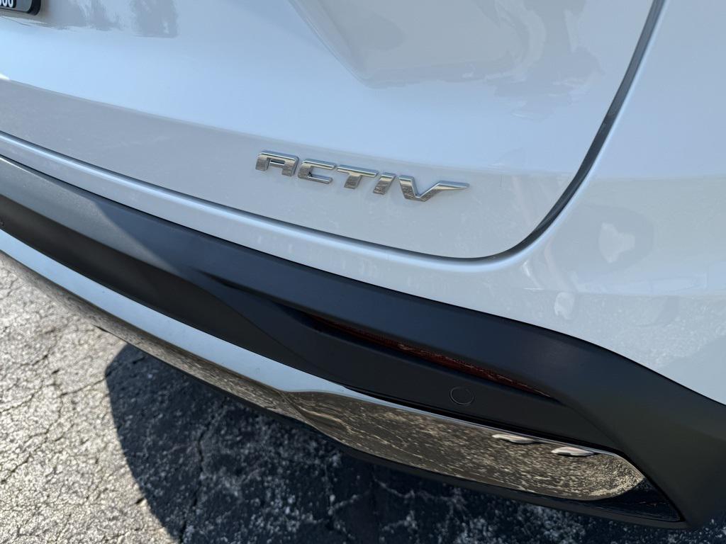 new 2025 Chevrolet Trax car, priced at $26,955