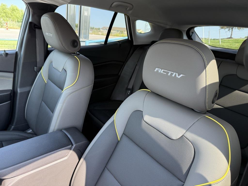 new 2025 Chevrolet Trax car, priced at $26,955