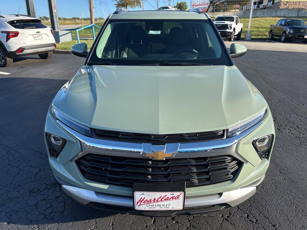 new 2026 Chevrolet TrailBlazer car, priced at $34,035