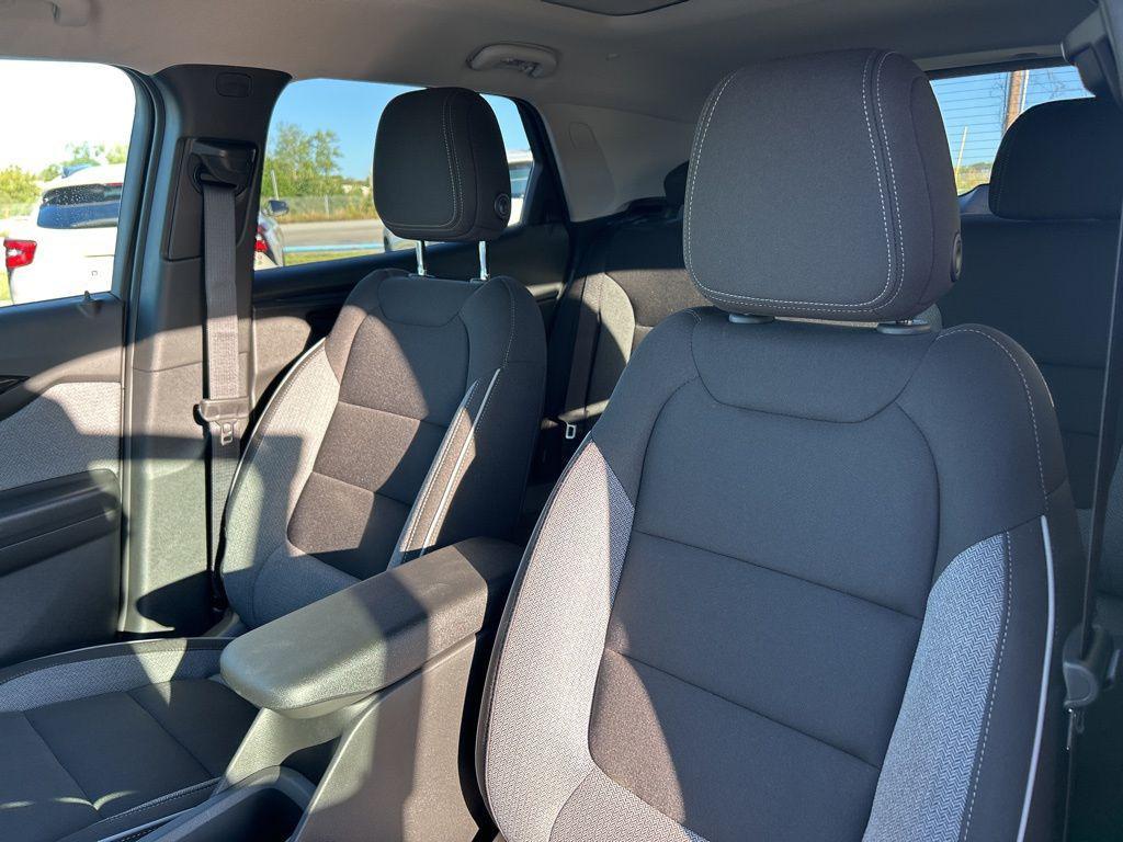 new 2026 Chevrolet TrailBlazer car, priced at $34,035