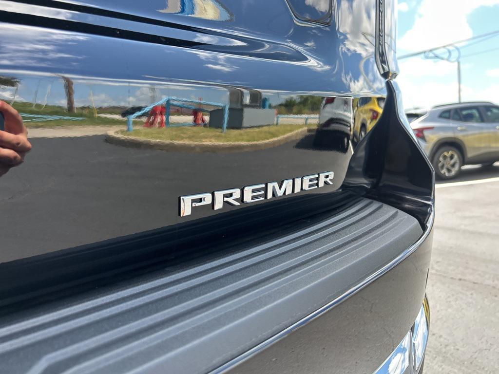 new 2025 Chevrolet Suburban car, priced at $81,795
