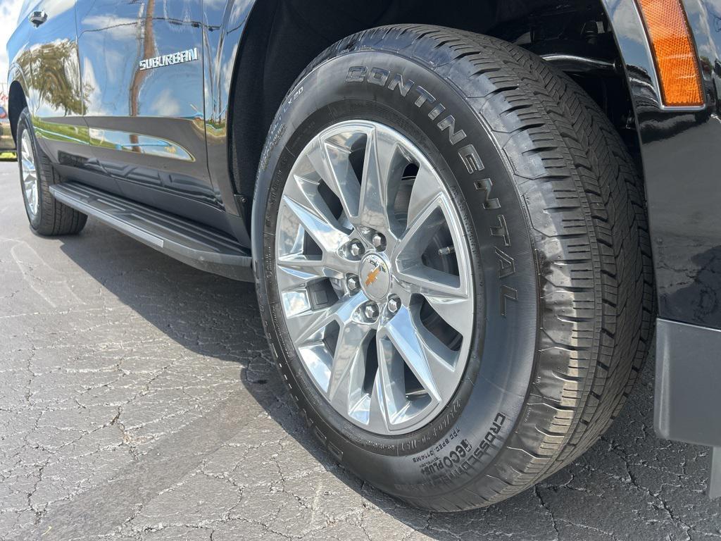 new 2025 Chevrolet Suburban car, priced at $81,795
