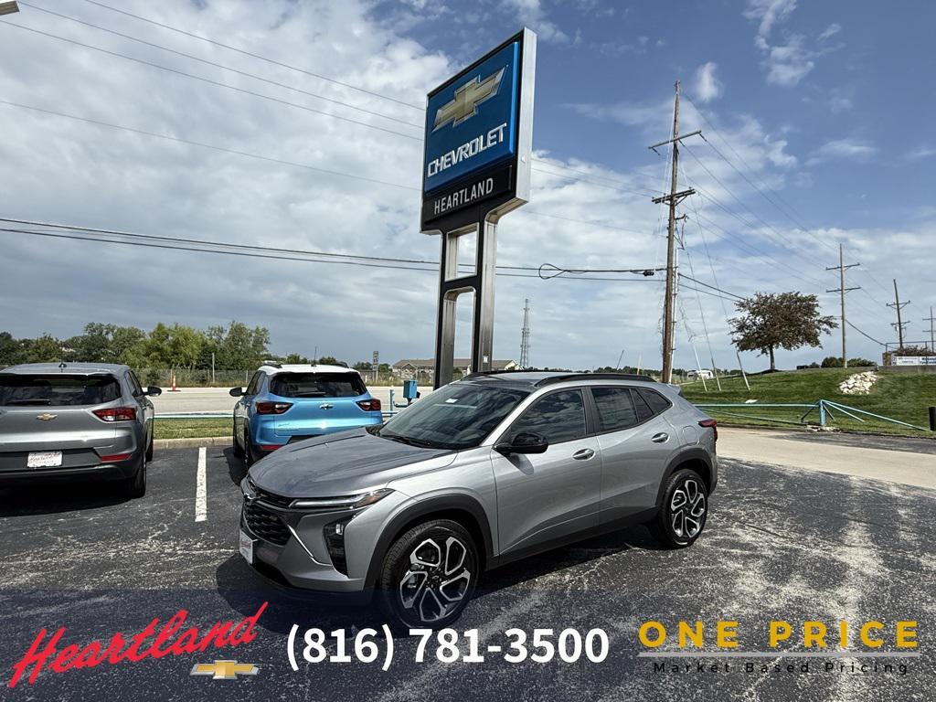 new 2025 Chevrolet Trax car, priced at $26,290