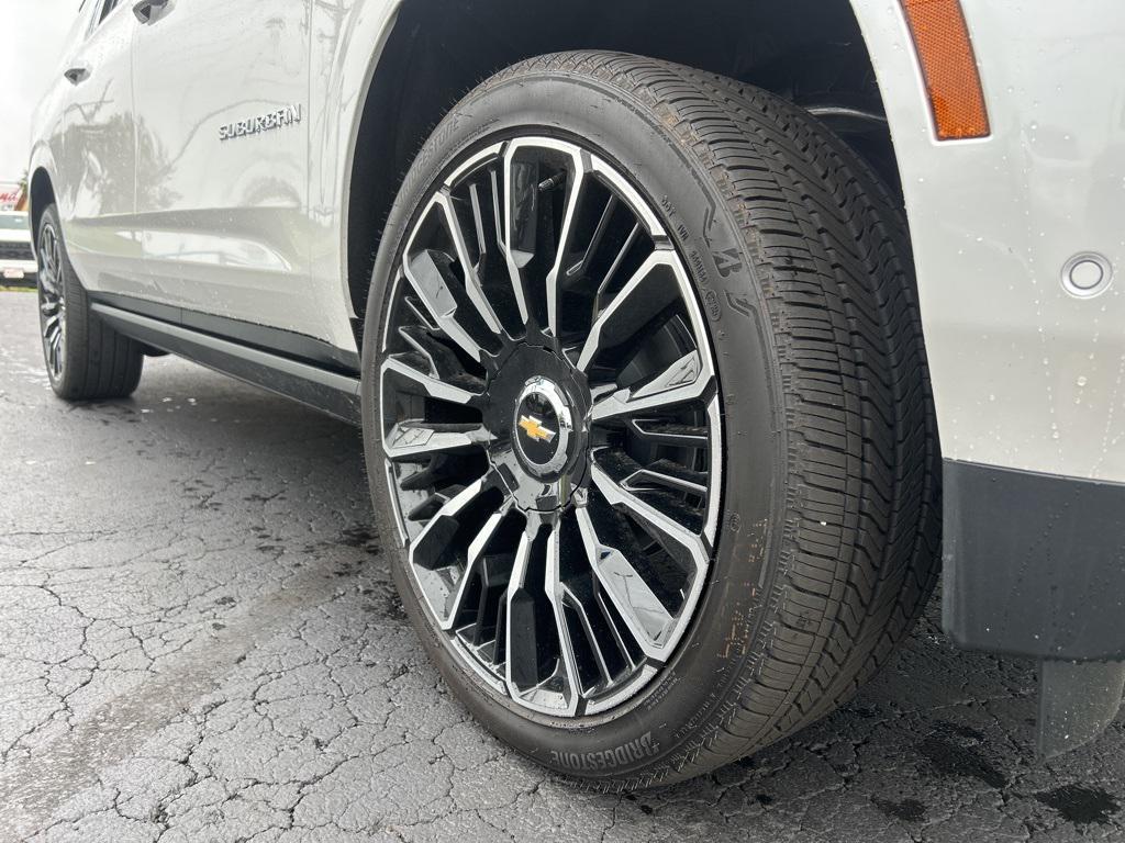 new 2025 Chevrolet Suburban car, priced at $100,045