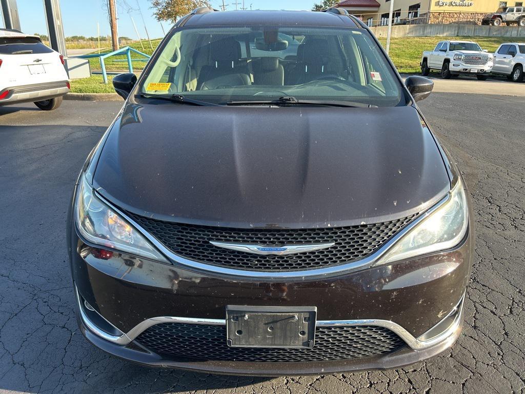 used 2018 Chrysler Pacifica car, priced at $11,250