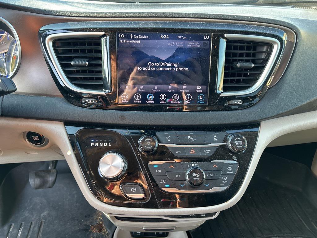 used 2018 Chrysler Pacifica car, priced at $11,250