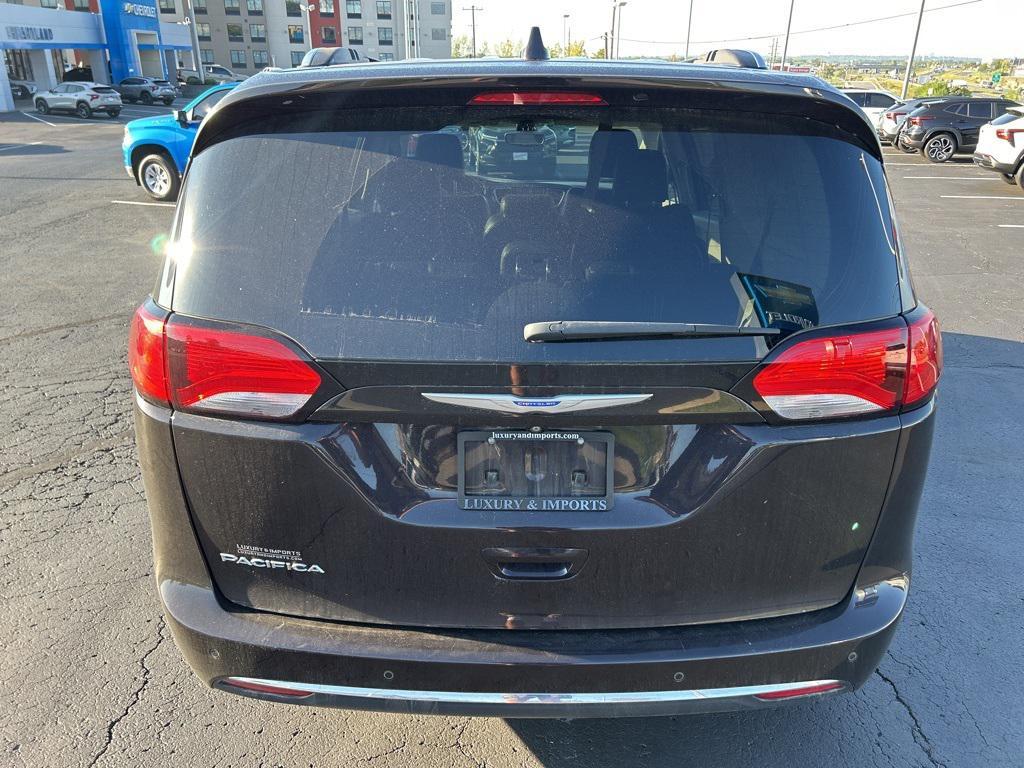 used 2018 Chrysler Pacifica car, priced at $11,250