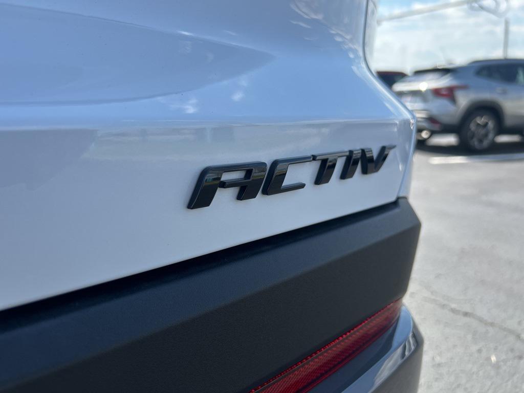 new 2026 Chevrolet Equinox car, priced at $38,665