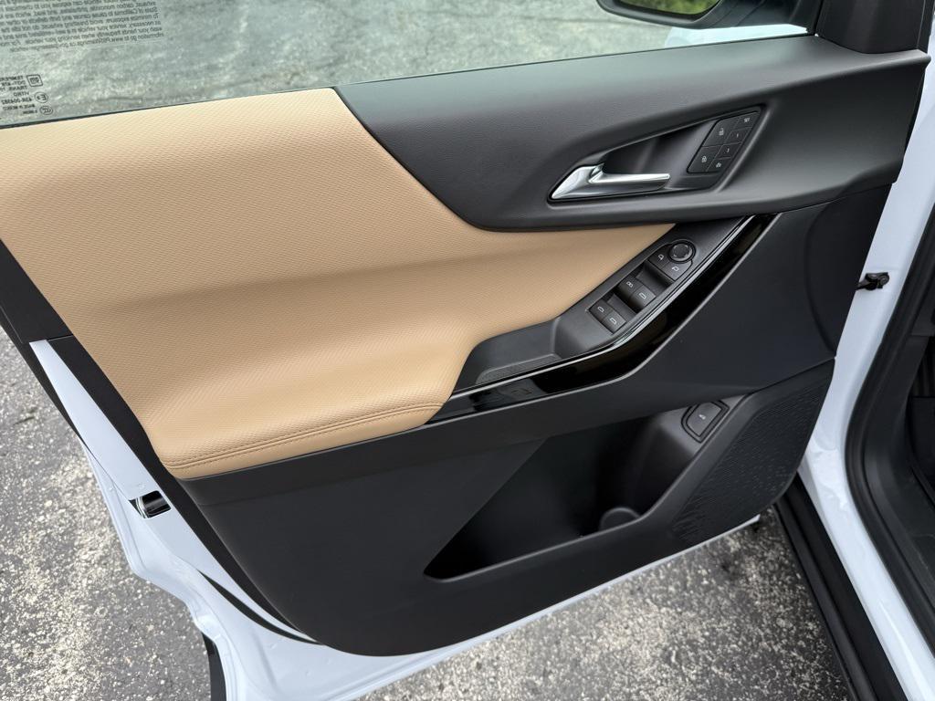 new 2026 Chevrolet Equinox car, priced at $38,665