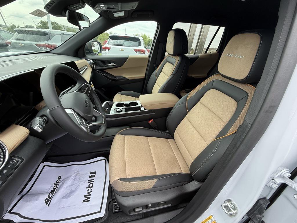 new 2026 Chevrolet Equinox car, priced at $38,665
