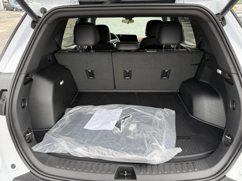 new 2026 Chevrolet Equinox car, priced at $38,665