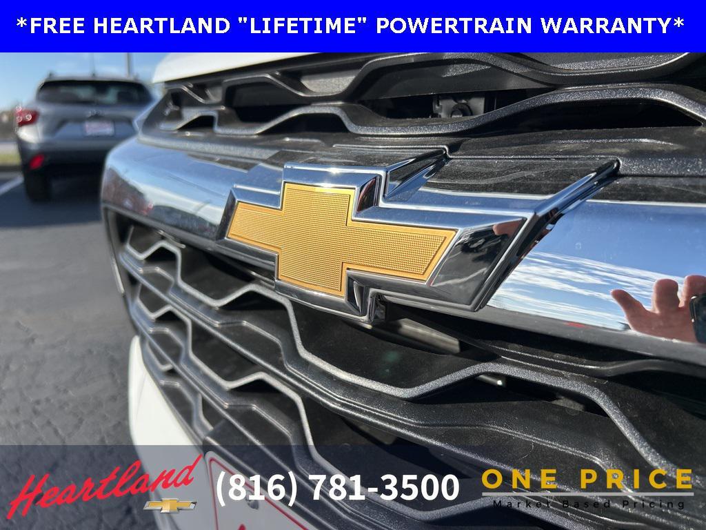 new 2026 Chevrolet Blazer car, priced at $35,245