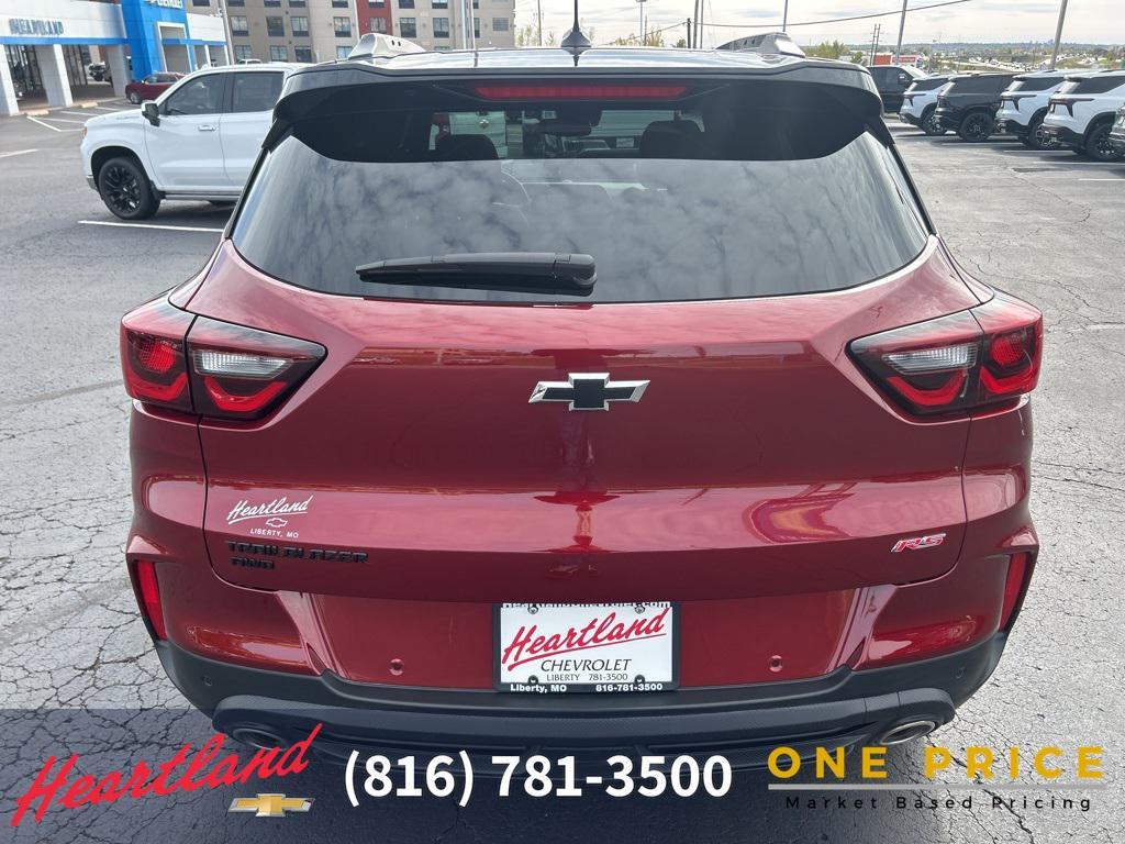 used 2025 Chevrolet TrailBlazer car, priced at $27,892