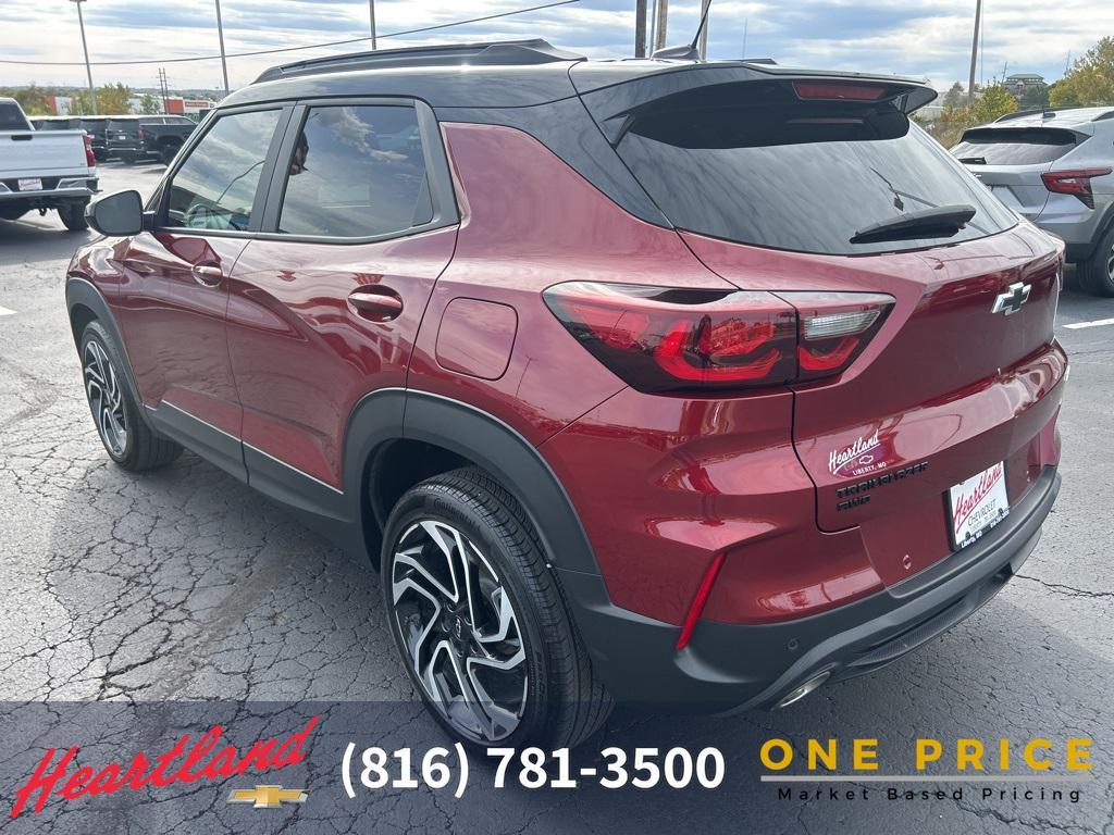 used 2025 Chevrolet TrailBlazer car, priced at $27,892