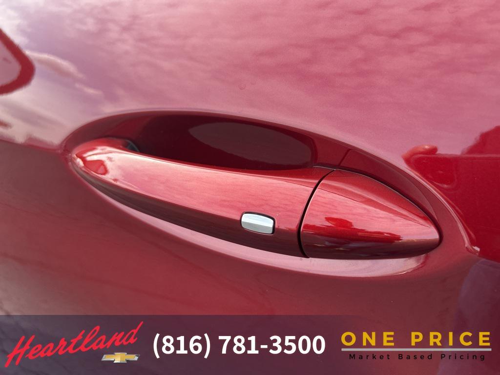 used 2025 Chevrolet TrailBlazer car, priced at $27,892