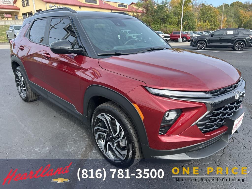used 2025 Chevrolet TrailBlazer car, priced at $27,892