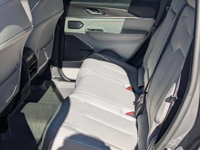 used 2022 Jeep Grand Cherokee car, priced at $37,992