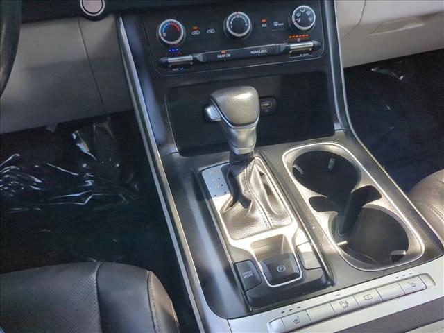 used 2022 Kia Carnival car, priced at $21,899