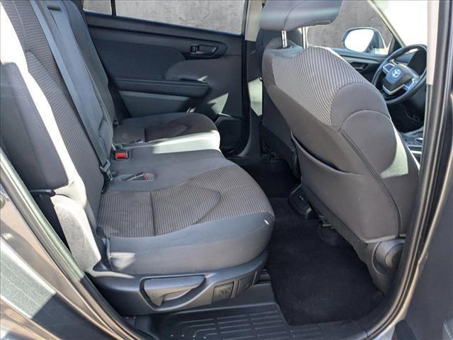 used 2023 Toyota Highlander car, priced at $31,587