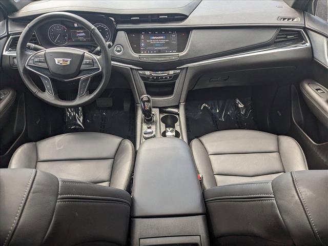 used 2023 Cadillac XT5 car, priced at $40,984