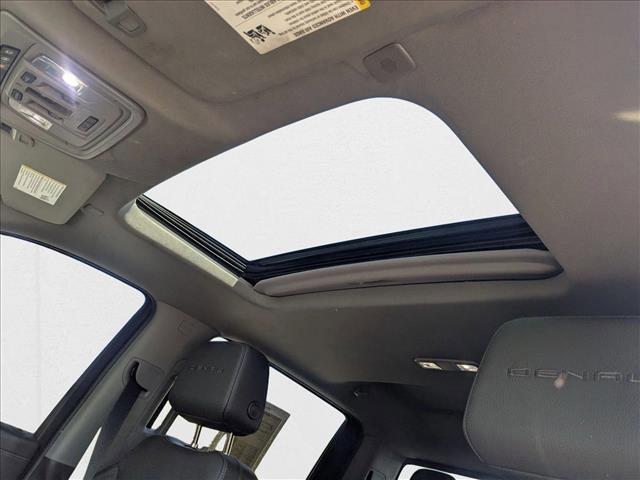 used 2022 GMC Sierra 1500 car, priced at $39,549