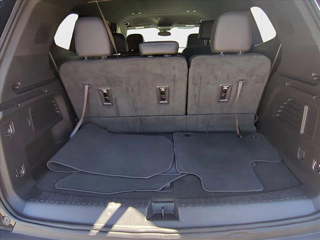 used 2024 GMC Acadia car, priced at $36,998