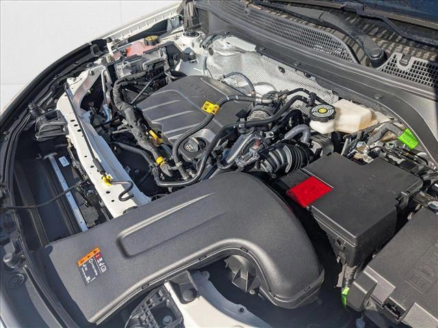 new 2025 Buick Envista car, priced at $26,546