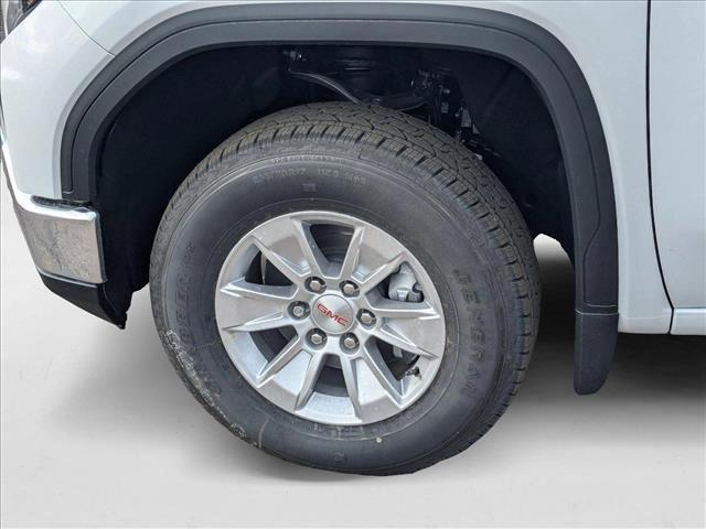 new 2025 GMC Sierra 1500 car, priced at $41,546